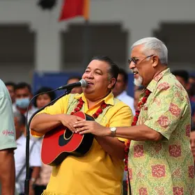 Câmara do Recife homenageia cabeleireiro Jô Martins